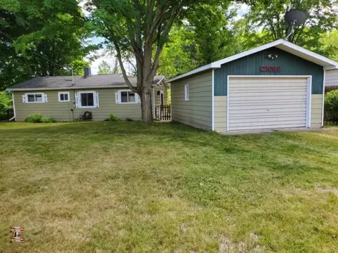 21068 Ceaser Dr, Marion, MI 49665 photo 1