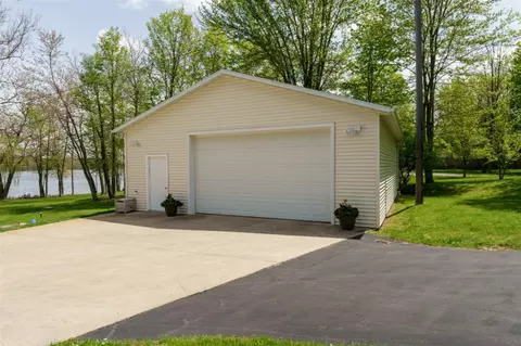 75 M-40, Gobles, MI 49055 photo 35