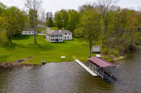 75 M-40, Gobles, MI 49055 photo 4