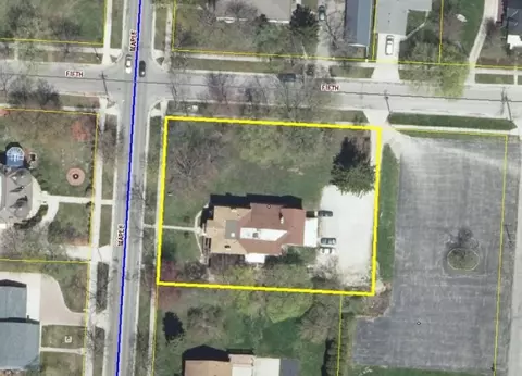 515 Maple, Manistee, MI 49660 photo 3