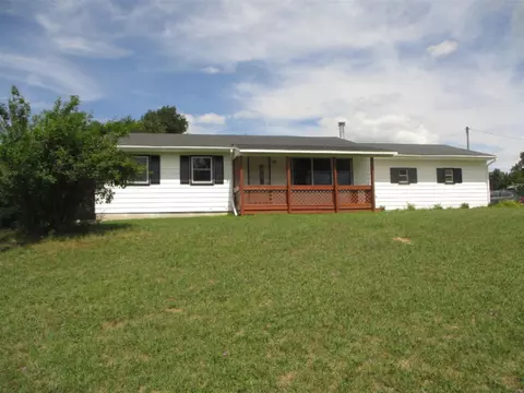 1130 Stanton, Stanton, MI 48888 photo 2