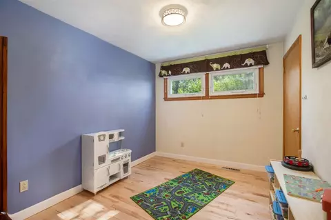12751 E Baseline, Hickory Corners, MI 49060 photo 10