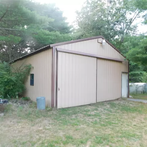 4672 Oak, Newaygo, MI 49337 photo 2