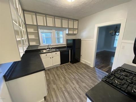 455 E Division, Dowagiac, MI 49047 photo 14