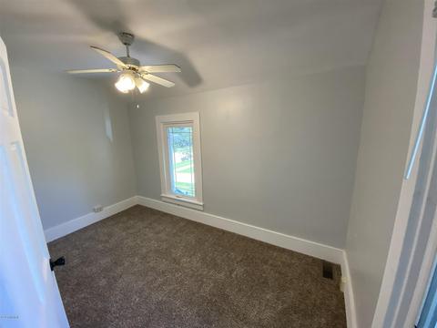 455 E Division, Dowagiac, MI 49047 photo 21