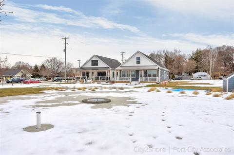 86 Pine, Manistee, MI 49660 photo 20