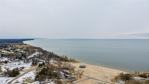 86 Pine, Manistee, MI 49660 photo 16
