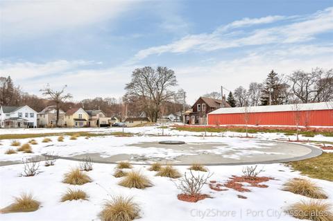 86 Pine, Manistee, MI 49660 photo 19