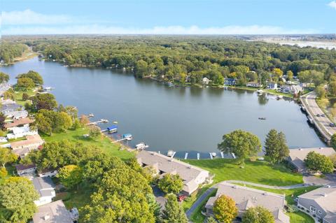 660 Edgewater, Spring Lake, MI 49456 photo 3