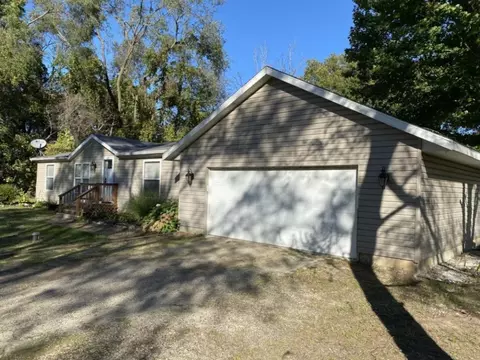 2967 E Algonquin, Benton Harbor, MI 49022 photo 3