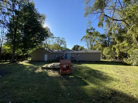2967 E Algonquin, Benton Harbor, MI 49022 photo 2