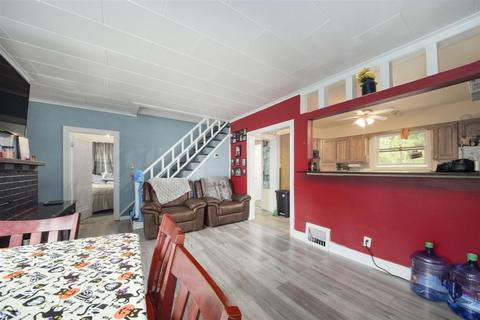 608 Oak, Three Rivers, MI 49093 photo 7