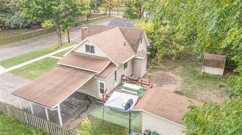 608 Oak, Three Rivers, MI 49093 photo 2