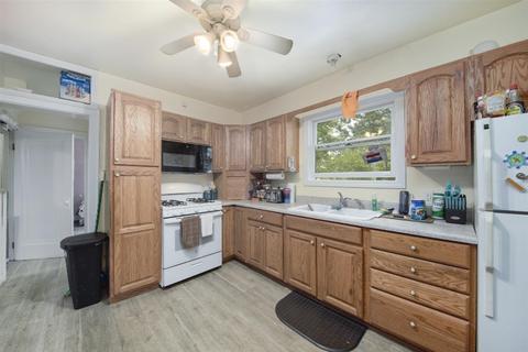 608 Oak, Three Rivers, MI 49093 photo 9