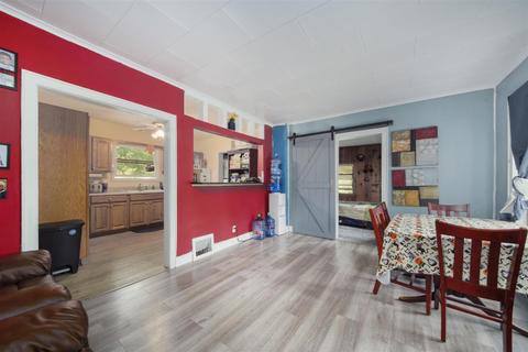 608 Oak, Three Rivers, MI 49093 photo 6
