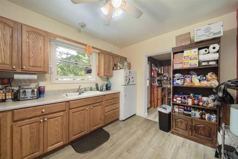 608 Oak, Three Rivers, MI 49093 photo 8