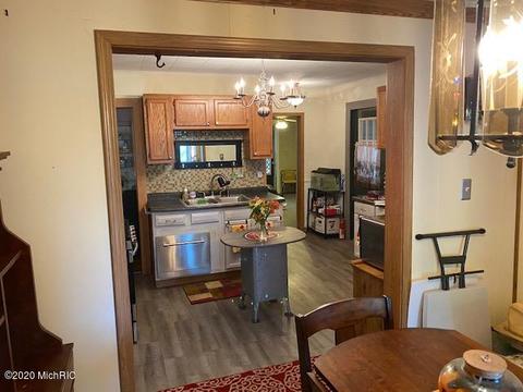 1017 7th, Three Rivers, MI 49093 photo 8