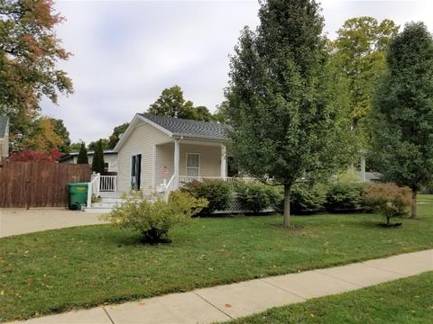 509 Hill, Three Rivers, MI 49093 photo 2