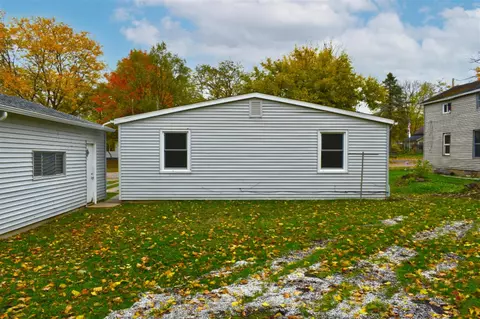 316 Johnson, Cassopolis, MI 49031 photo 5