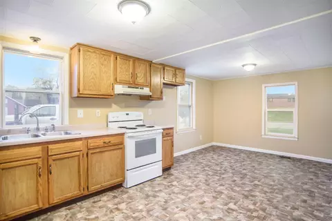 741 Brigham, Plainwell, MI 49080 photo 17