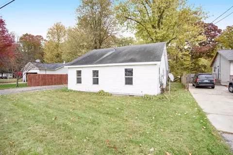 741 Brigham, Plainwell, MI 49080 photo 2