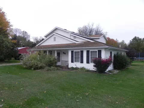 46792 48th, Lawrence, MI 49064 photo 1