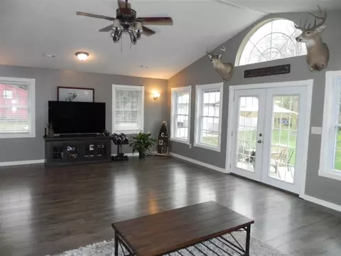 46792 48th, Lawrence, MI 49064 photo 3