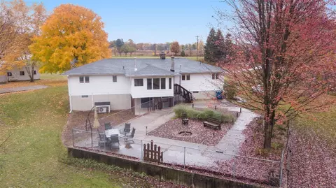 8166 W Stanton, Stanton, MI 48888 photo 5