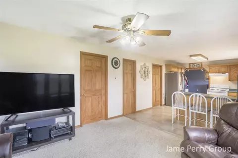 2939 S Grow, Sidney, MI 48885 photo 7
