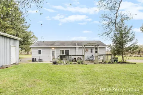 2939 S Grow, Sidney, MI 48885 photo 16