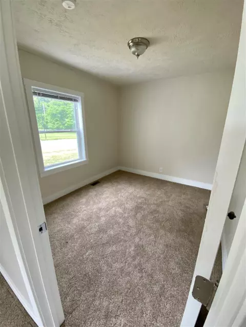 125 W Smith, Buchanan, MI 49107 photo 11