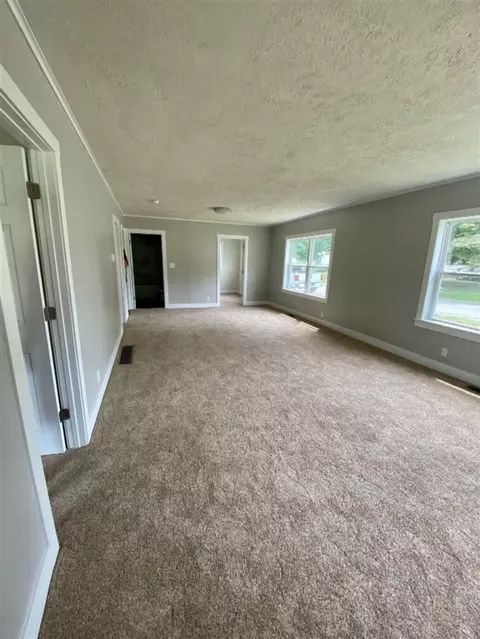 125 W Smith, Buchanan, MI 49107 photo 10