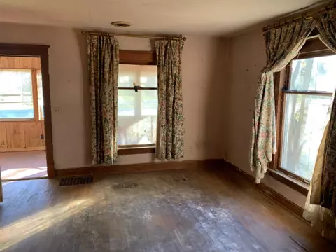 603 E Van Buren, Gobles, MI 49055 photo 7