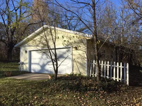 603 E Van Buren, Gobles, MI 49055 photo 33