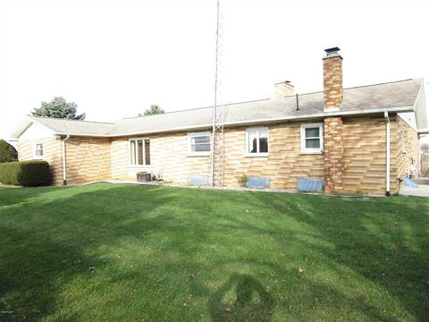 351 Bawden, Bronson, MI 49028 photo 3