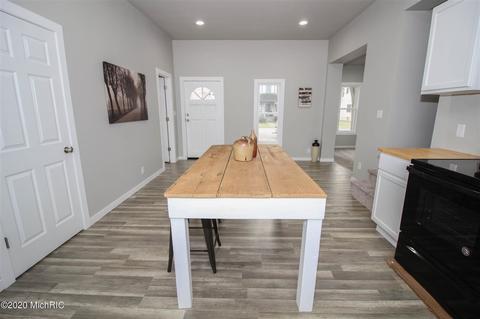 154 W Dibble, Marcellus, MI 49067 photo 7