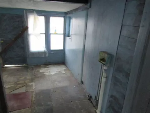 425 E Michigan, Three Rivers, MI 49093 photo 7