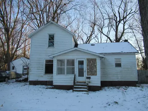 425 E Michigan, Three Rivers, MI 49093 photo 1