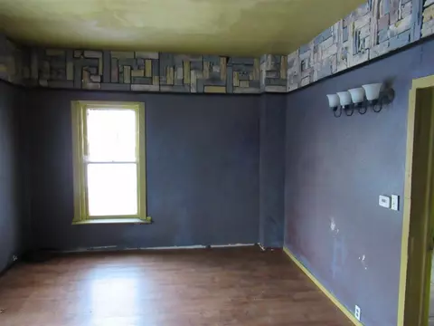 425 E Michigan, Three Rivers, MI 49093 photo 2