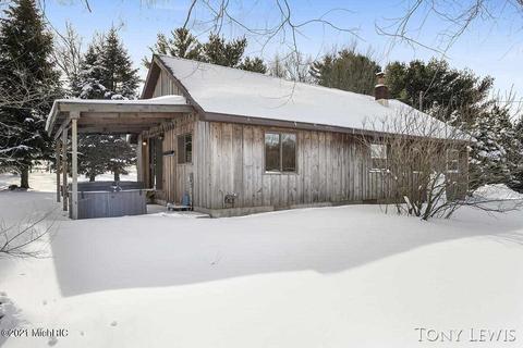 2625 E 20th, White Cloud, MI 49349 photo 22