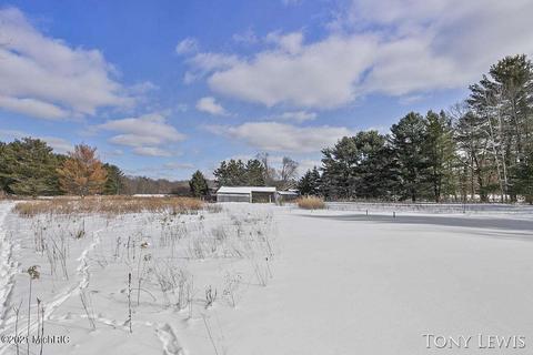 2625 E 20th, White Cloud, MI 49349 photo 40