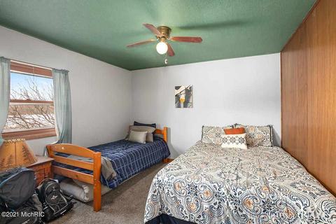 2625 E 20th, White Cloud, MI 49349 photo 17