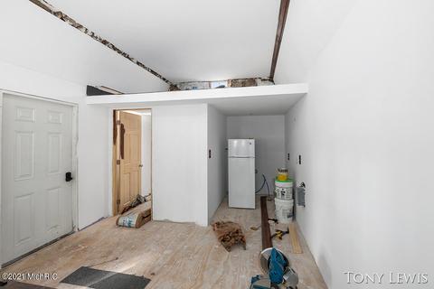 2625 E 20th, White Cloud, MI 49349 photo 38