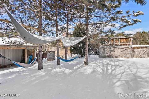 2625 E 20th, White Cloud, MI 49349 photo 31