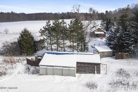 2625 E 20th, White Cloud, MI 49349 photo 49