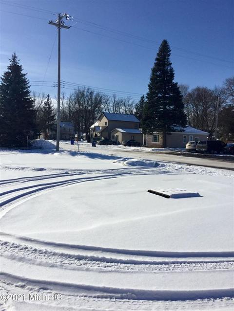 100 E Mesick, Mesick, MI 49668 photo 5
