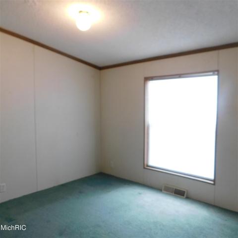 475 E 88th, Newaygo, MI 49337 photo 5