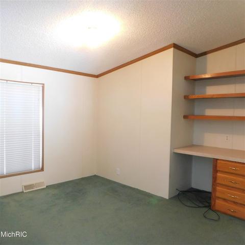 475 E 88th, Newaygo, MI 49337 photo 9