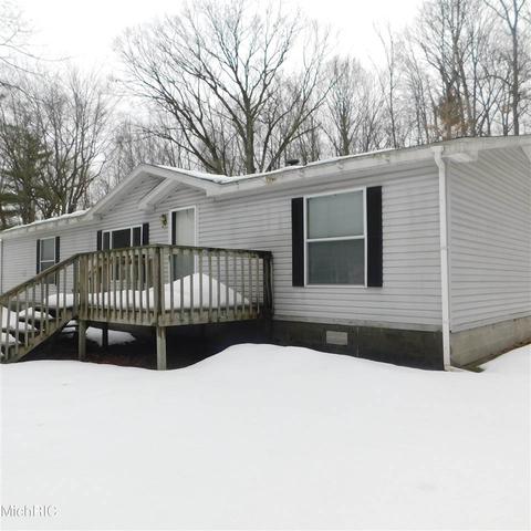 475 E 88th, Newaygo, MI 49337 photo 1