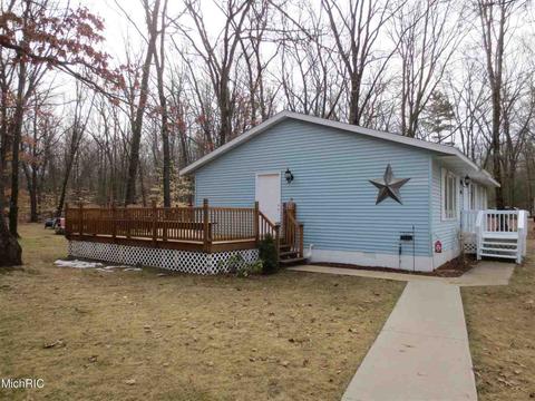 4044 Jay, Whitehall, MI 49461 photo 6